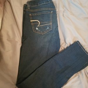 AMERICAN EAGLE JEANS (SUPER STRETCHY)